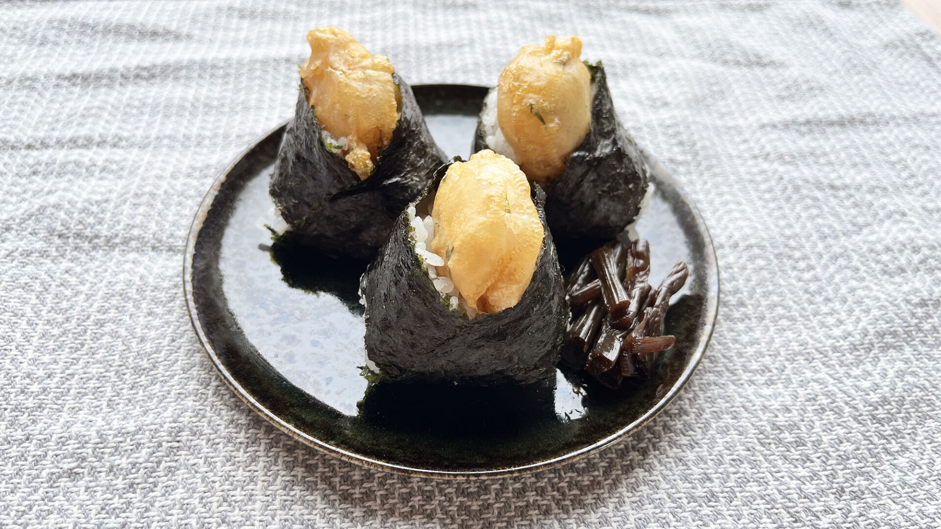 名古屋名物「天むす」の美味しいお店7選!発祥や特徴も紹介 | tabemaro(たべまろ)